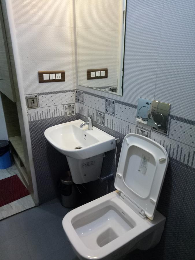 Suroor Tourist Home Вираджпет Екстериор снимка